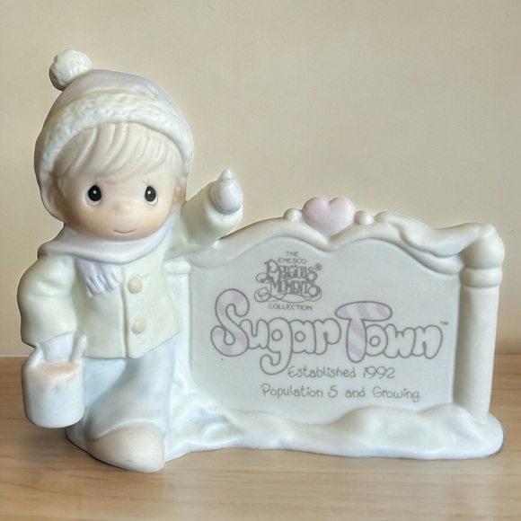 Vintage 1992 Precious Moments Sugar Town Sam Butcher Painting Sign Figurine - Picture 1 of 7